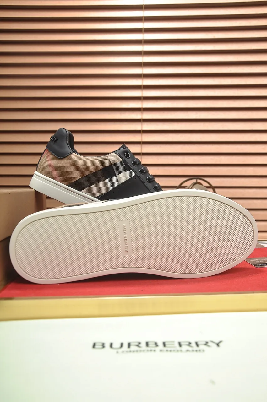 Men's shoes💰480💶[Burberry] (cowhide lining) classic low-top sneakers｜Imported cowhide with classic plaid fabric｜Cow leather lining｜Original outsole｜Fine workmanship and comfortable to wear Size: 38-44 (customized at 45)